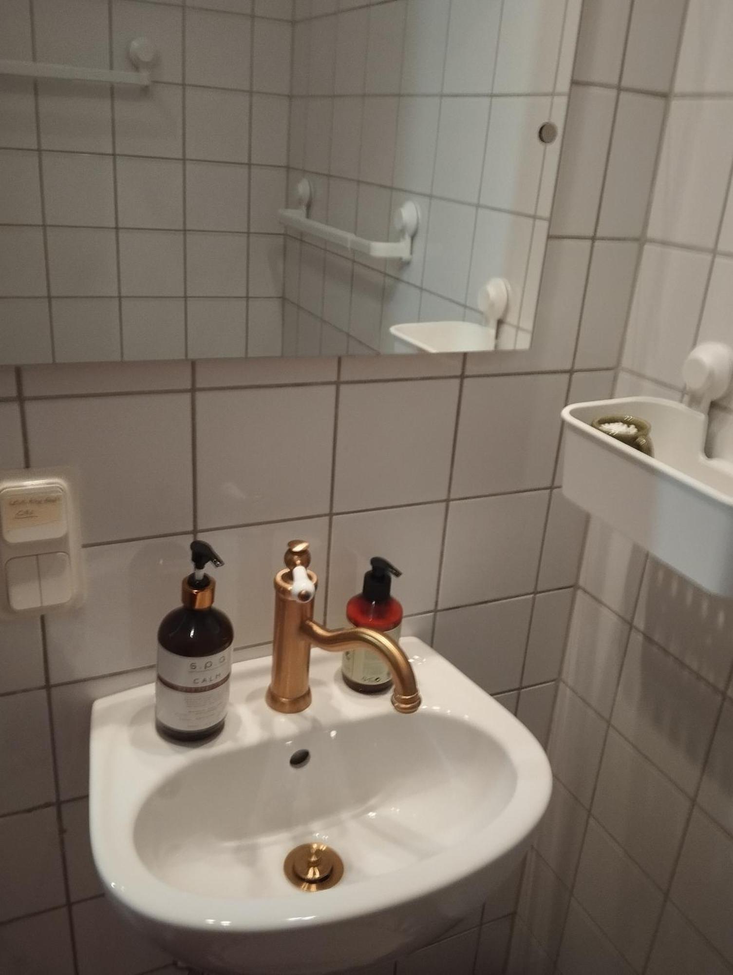 Centrala Stan- 2-Rums Gaestsvit, Perfekt Foer Kollegor Som Oenskar Separata Rum Umeå Esterno foto